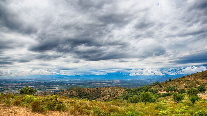 Chubascos y tormentas localmente fuertes en el cuadrante nordeste peninsular