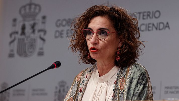 Informativo 24h - Montero destaca que el déficit público caerá al 8,4 % este año