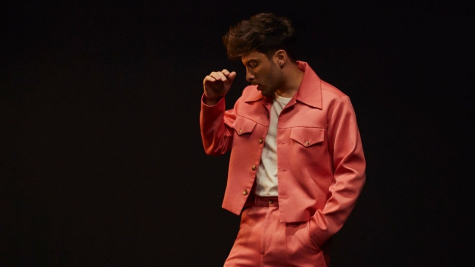 Blas Cantó habla sobre su estilismo en Eurovisión - La hora de La 1 | Ver