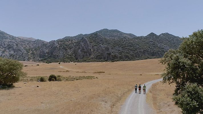 Ruralitas - Parroquia de la Artedosa (Asturias) y Robregordo (Madrid)