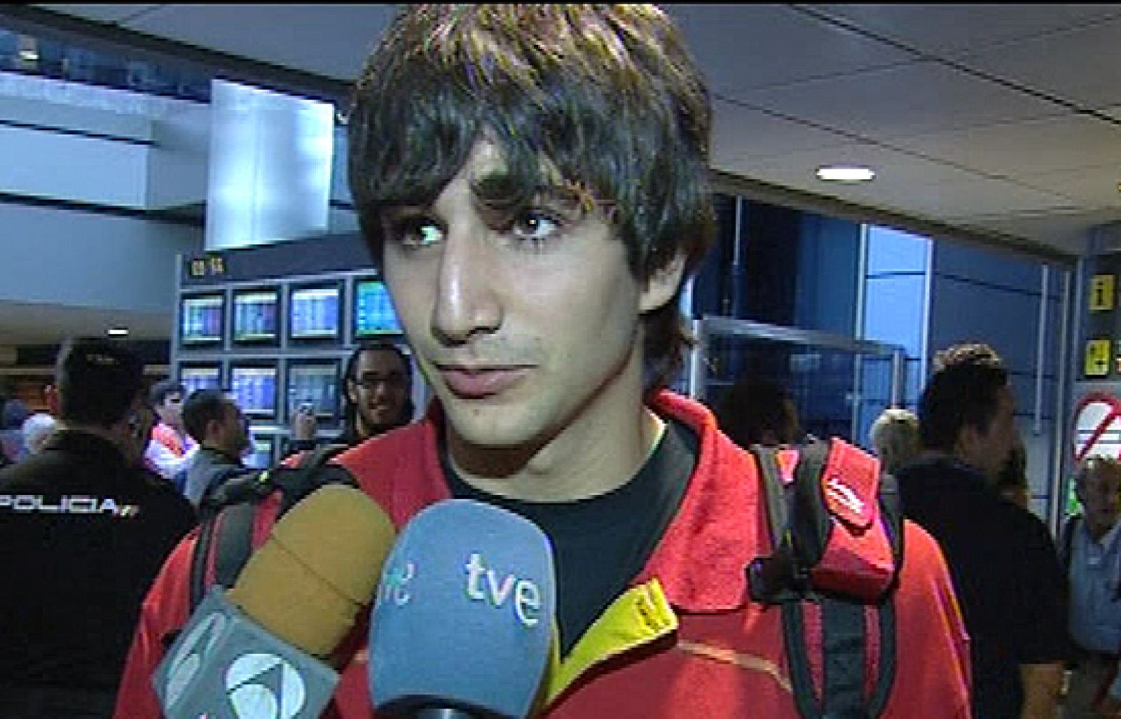 El benjamín de la selección, Ricky Rubio, a reconocido a su llegada al aeropuerto que es un gran orgullo "pertenecer a esta selección".