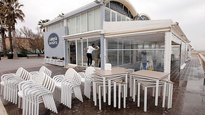 Telediario 1 - Los ERTE, un paracaídas durante la pandemia