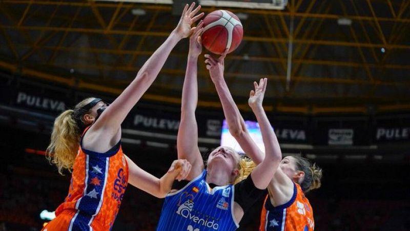 Así ha sido el Valencia Basket 74-76 Perfumerías Avenida 