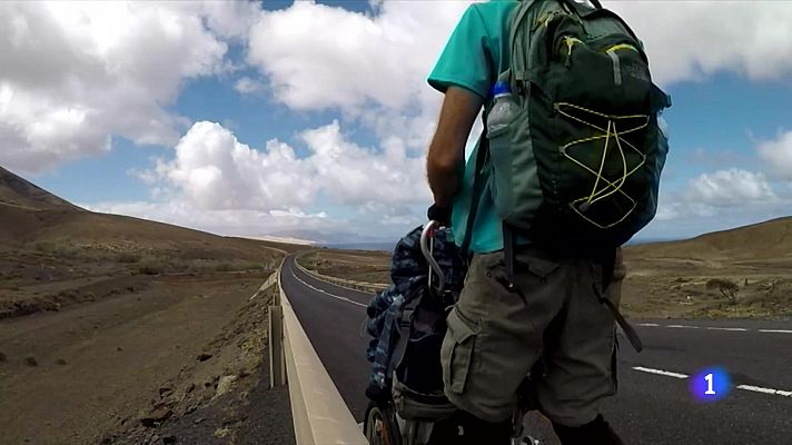 Sergio tiene metástasis y recorre Canarias a pie