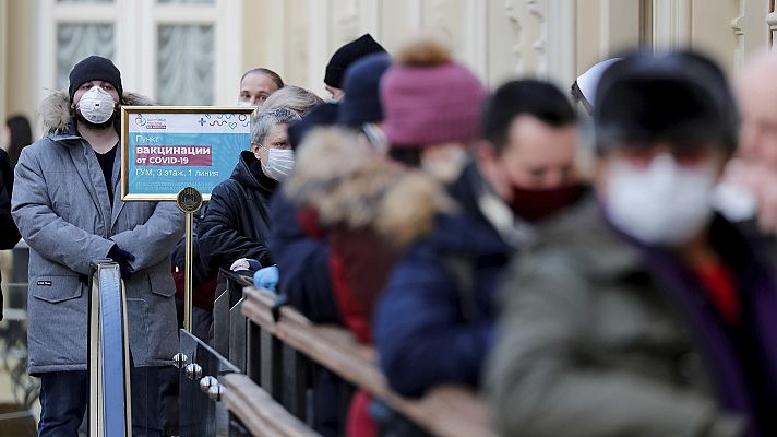 Rusia estimula la vacunación pagando a la población por ello