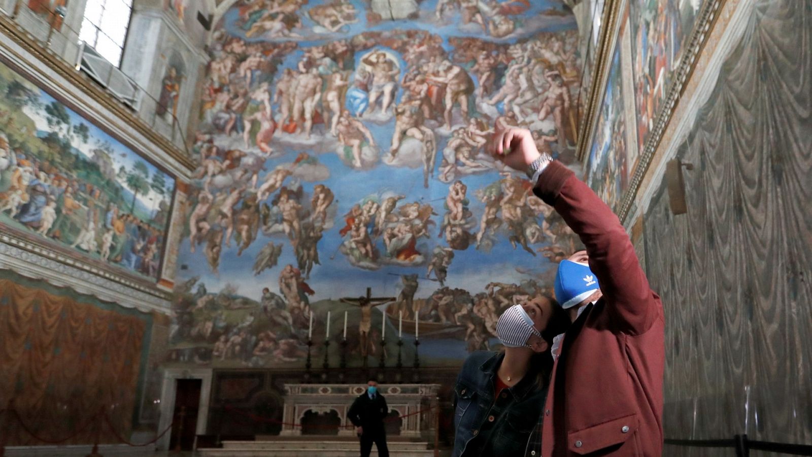 COVID: Reabren los Museos Vaticanos en Roma con medidas estrictas