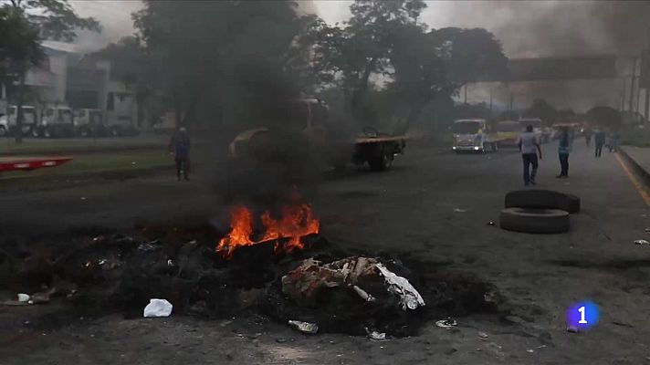 Continúa la tensión en las calles de Colombia