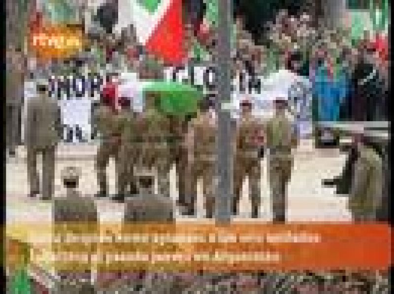 Italia despide entre aplausos a los seis soldados muertos en Afganistán