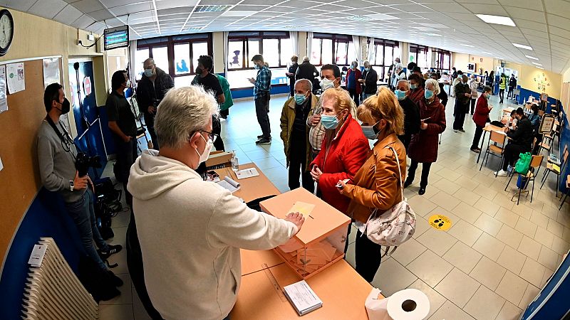 La participación en las elecciones de la Comunidad de Madrid se sitúa en el 69,27 %