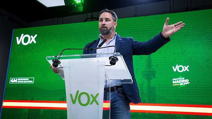 Abascal anuncia el voto a favor de Vox a la investidura de Ayuso