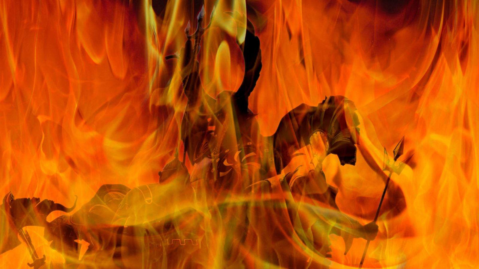 España Directo - Cientos de ninots deseosos de salir a la calle esperan en los talleres falleros