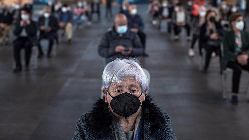 La vacunación frente al coronavirus avanza en los mayores de 60 años