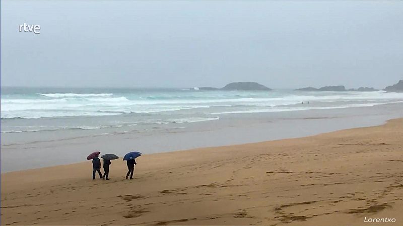 Intervalos de viento fuerte de componente oeste en Galicia y de componente norte en Canarias. Notable aumento de las temperaturas mínimas en Galicia y Asturias - ver ahora