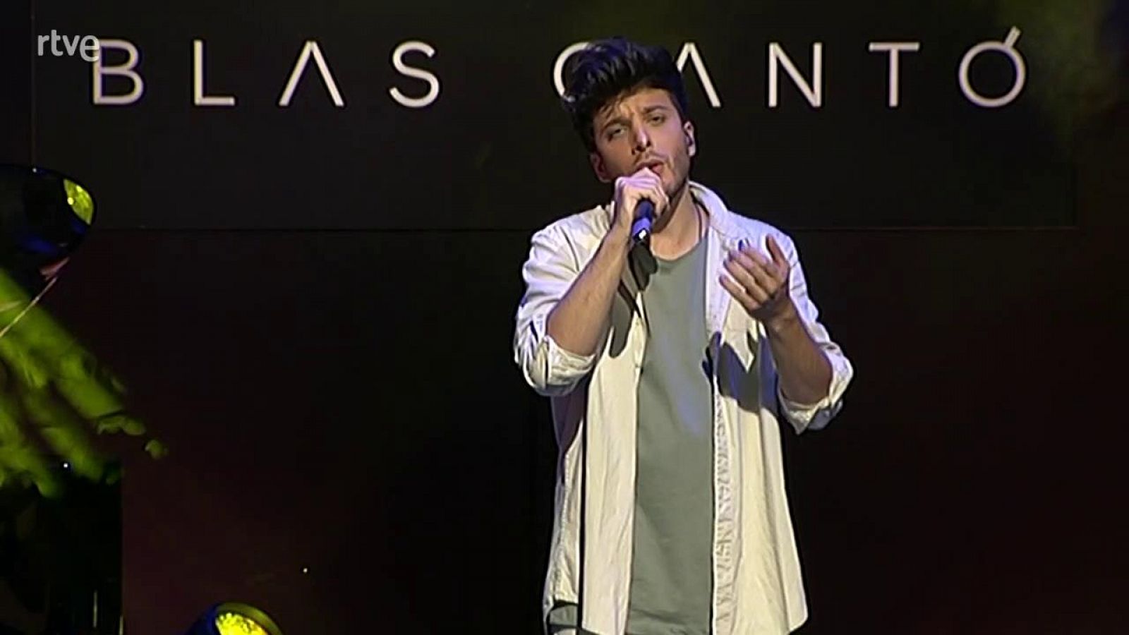 Eurovisión 2021 - Actuación de Blas Cantó y "La bohème"
