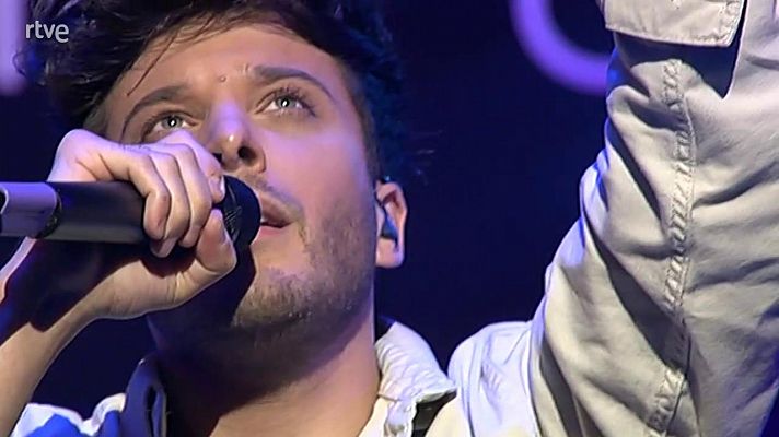 Blas Cantó interpreta "Voy a quedarme" 