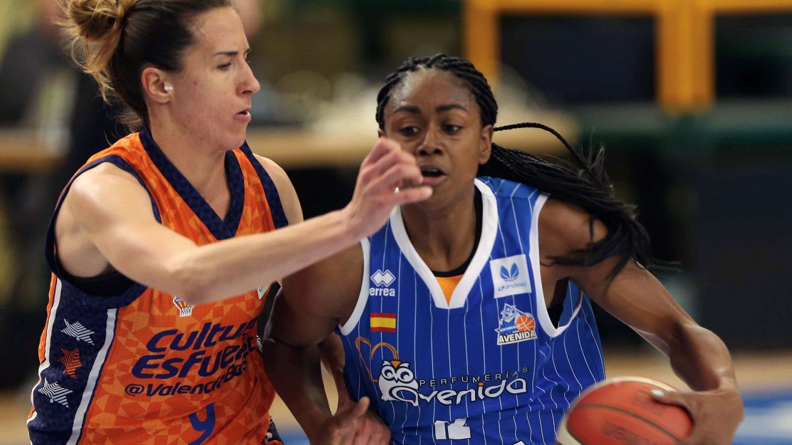 Liga fem.Endesa. Play off 3º partido: Perf. Avda. - Valencia - ver ahora
