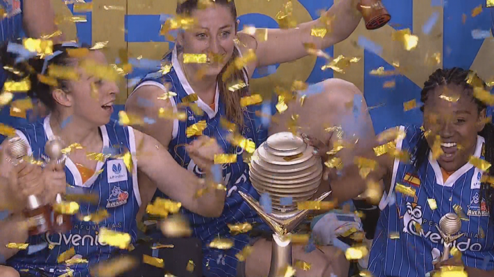  - Los triples deciden el Perfumerías Avenida-Valencia (76-61)