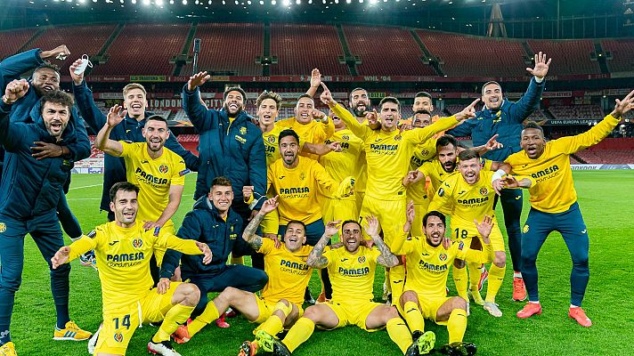 Telediario 1 - El Villarreal festeja por todo lo alto su pase a la final de la Europa League