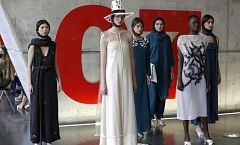 Flash Moda - Pilar Dalbat, moda y arte a los pies de la Alhambra
