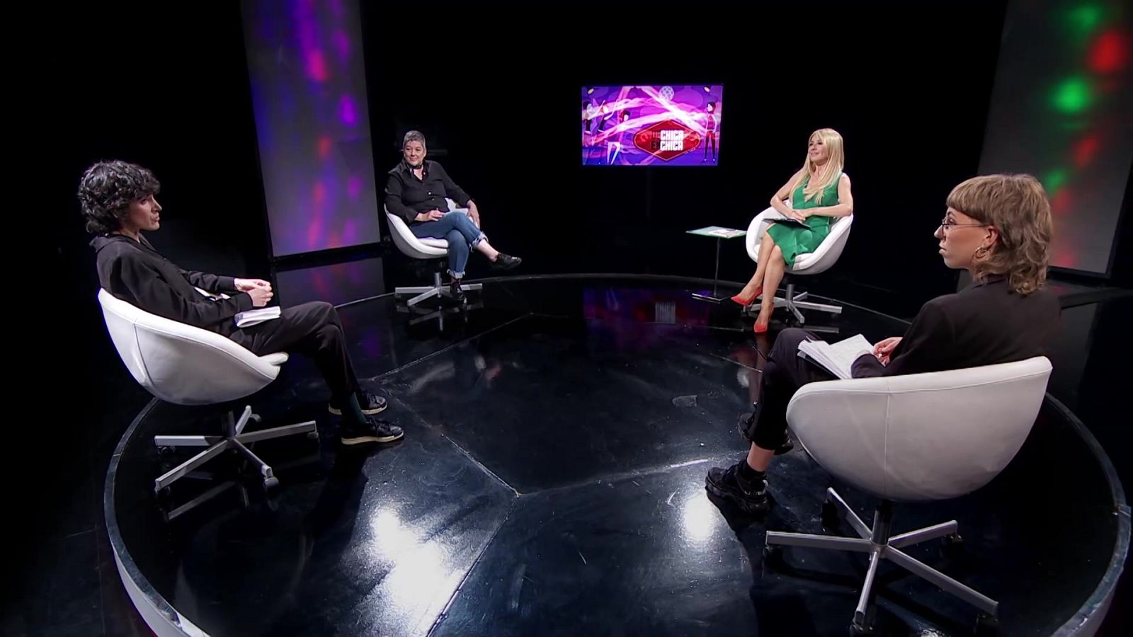 Versión española - De chica en chica (coloquio) - ver ahora