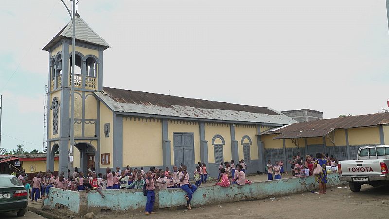Espaoles en el mundo - Guinea Ecuatorial, el legado espaol - ver ahora