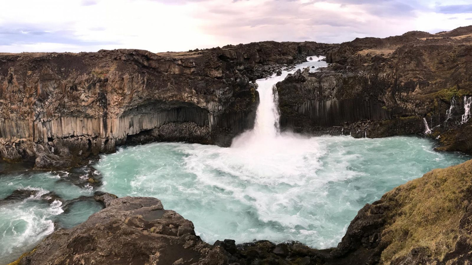 Caminos extremos - Islandia - Documental en RTVE