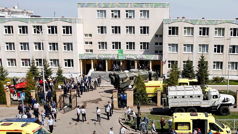 Mueren al menos once personas, entre ellas nueve menores, en un tiroteo en una escuela en la ciudad rusa de Kazán