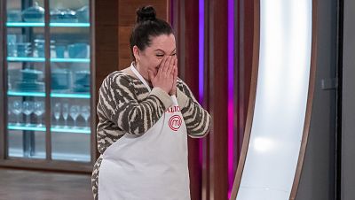 Alicia se emociona al recordar el cocido de su madre