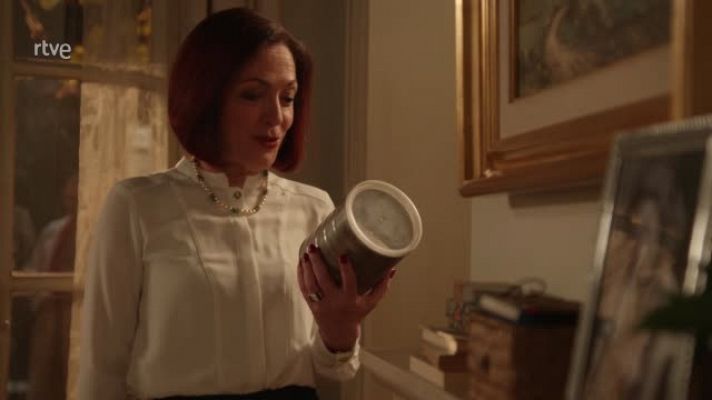 Dos vidas - Julia no está embarazada