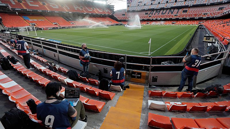 Hasta 5.000 aficionados locales, con mascarilla FFP2 y separación: así será la vuelta del público a la Liga