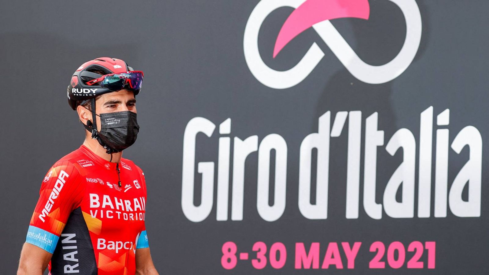 Mikel Landa se recuperará en España tras su caída en el Giro