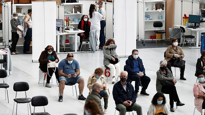 Siete comunidades comenzarán a vacunar en junio a los que tengan entre 40 y 49 años