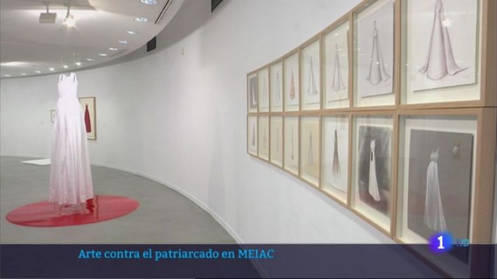 Noticias de Extremadura - Ropas inocentes que esconden infancias rotas