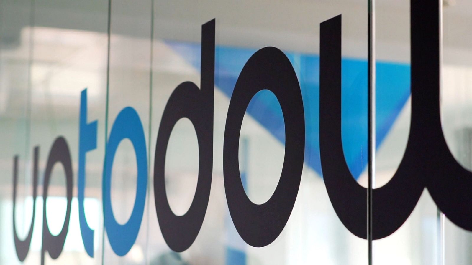 Zoom Net - Uptodown, Psicosoft y Rachet & Clank  - ver ahora