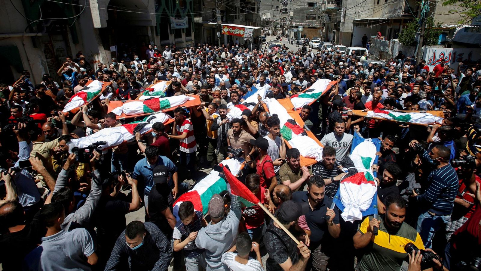 Mueren 10 miembros de una misma familia, 8 de ellos niños, en un bombardeo israelí sobre Gaza