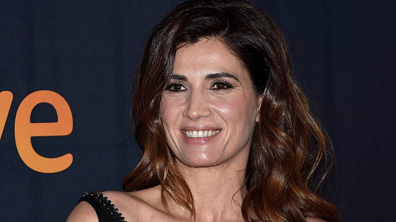  Elia Galera en una espectacular sesión de fotos por Madrid     