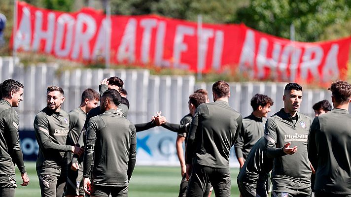 Telediario 1 - El Atleti apela al 'qué manera de sufrir' para intentar cantar el alirón