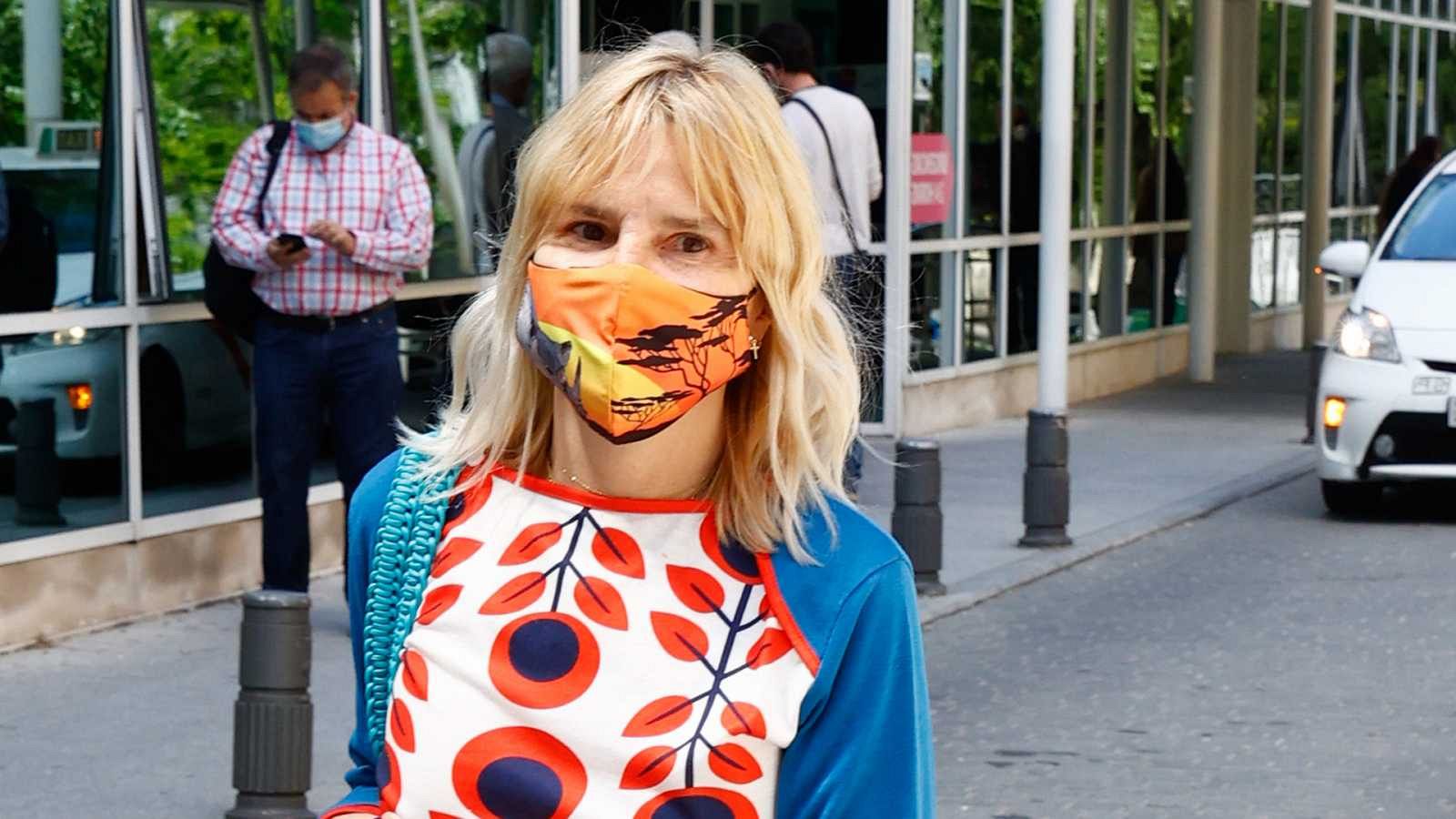 Eugenia Martínez de Irujo confirma que su hermano está fuera de peligro tras abandonar la UCI | Ver