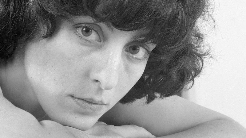 Xela Arias, unha poeta innovadora, inconforme e rebelde