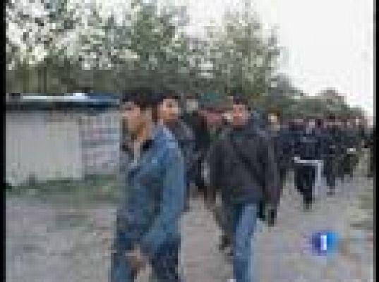  - La policía desaloja 'La jungla'