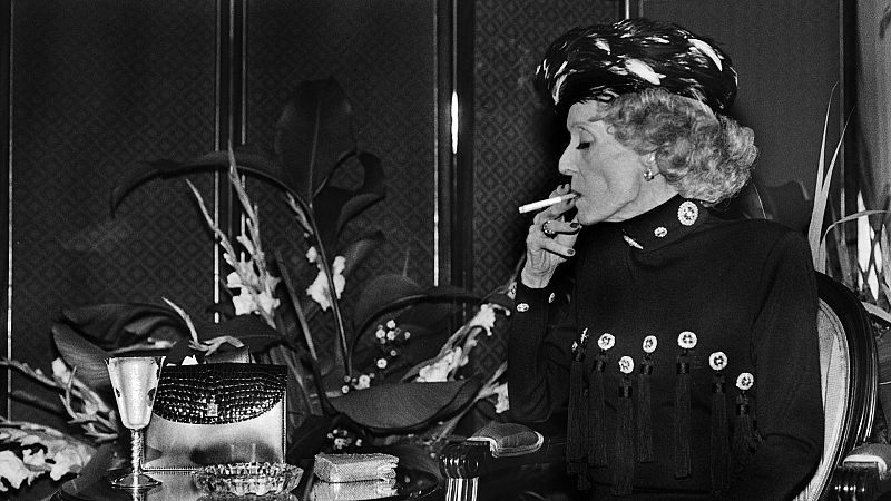 Detrás del instante - Isabel Azkarate - Ver ahora