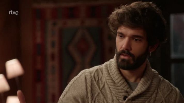 Dos vidas - Dos Vidas: Tirso ofrece a Erik quedarse en el pubelo