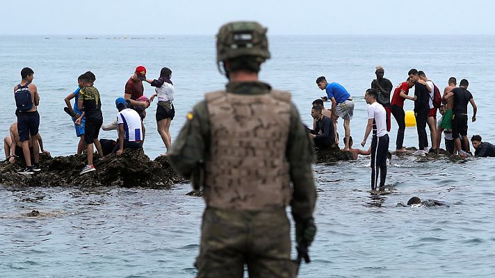 El presidente de Ceuta cree que lo que vive la ciudad es "mucho más" que una crisis migratoria y denuncia la "pasividad" de Marruecos