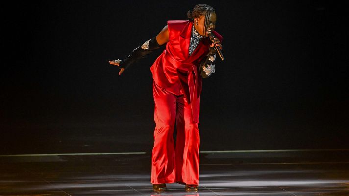 Eurovisión - Suecia: Tusse canta "Voices" en la primera semifinal