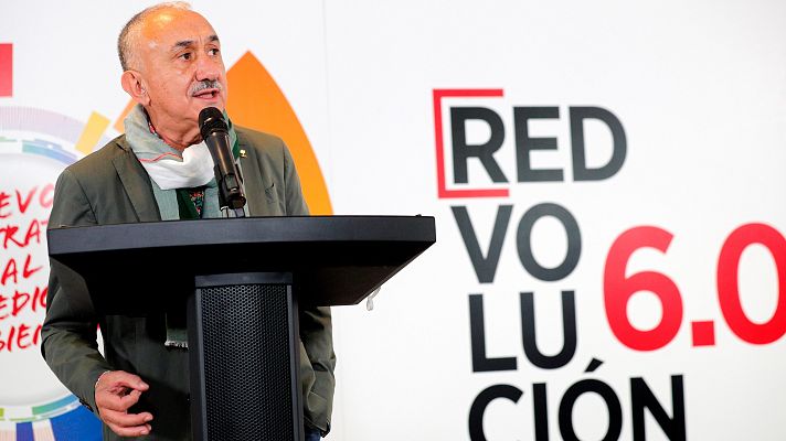 Telediario 1 - La ministra de Trabajo y los agentes sociales abordan la reforma laboral en el Congreso de UGT