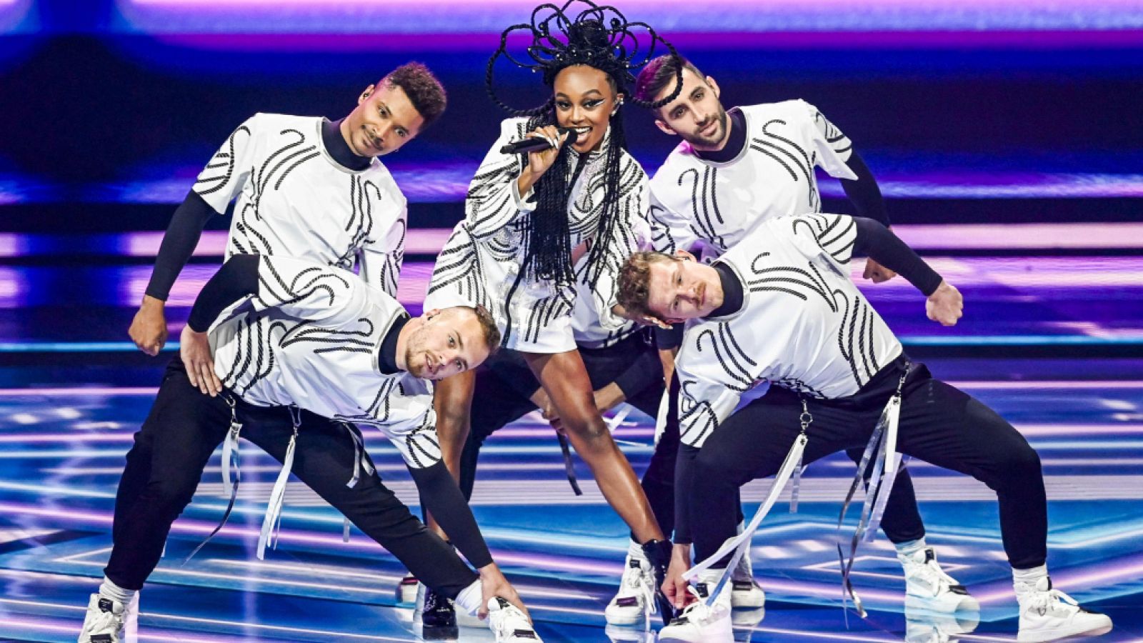 Eurovisión 2021 - Israel: Eden Alene canta "Set me free" en la primera semifinal