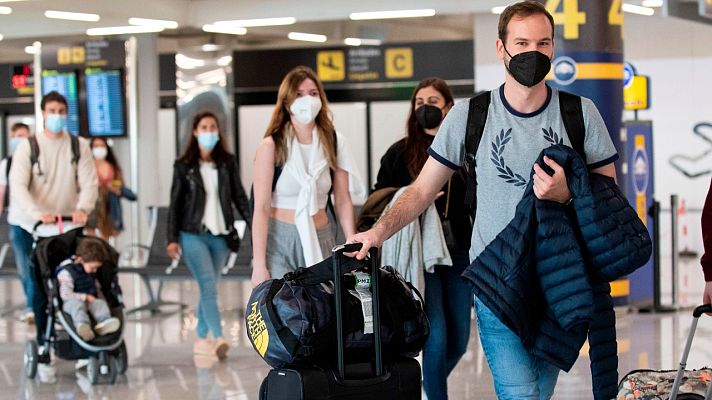 Informativo 24h - La UE abre sus fronteras a turistas de terceros países vacunados