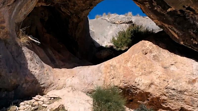 La cueva del Arco en '80 cm'