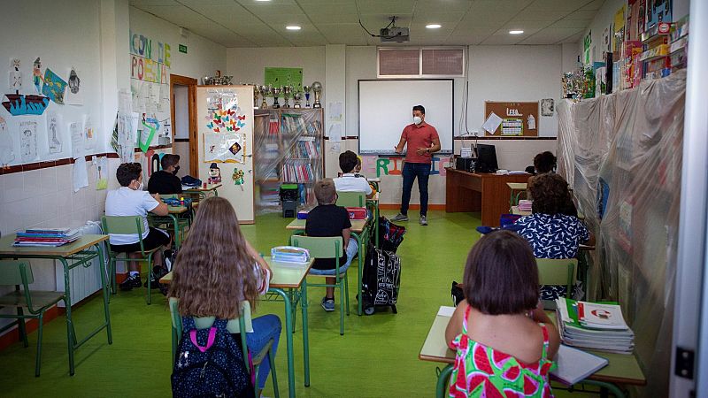 Así será el próximo curso: presencial, con las ratios de antes de la pandemia y mascarilla obligatoria