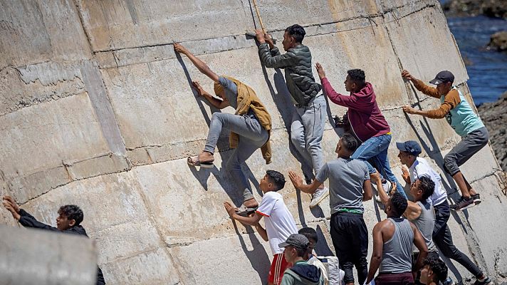 Telediario 1 - En busca de menores que cruzaron la frontera de Ceuta
